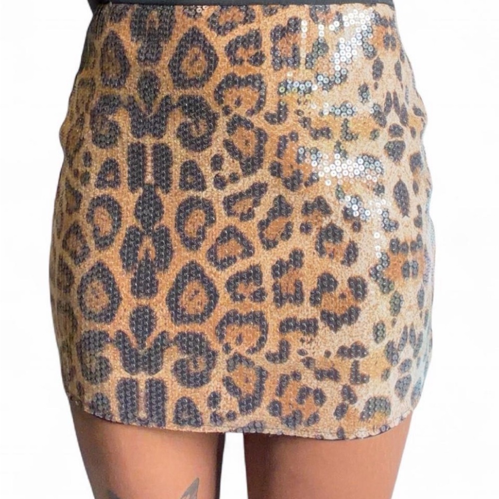 Vintage Y2K Sequin Leopard Print Mini Skirt - Tan/Black
